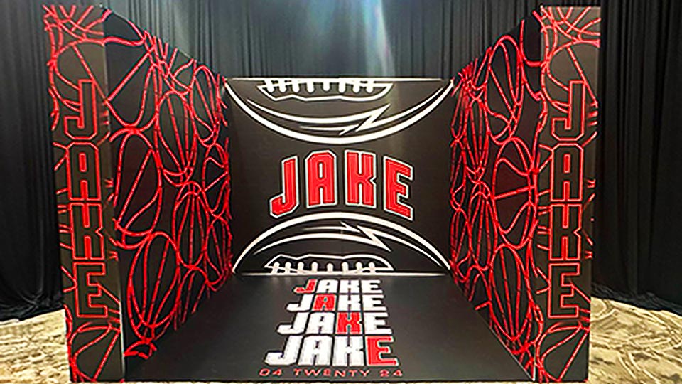 Sport's themed custom photo box enclosure in orlando florida